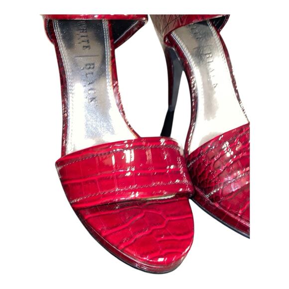 White House Black market Paula Heels Crocodile Print Dark Burgandy Heels Size 7 - Picture 4 of 9
